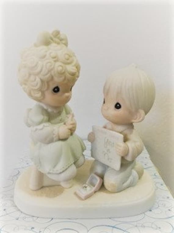 Precious Moments Figurine: Wishing You A Perfect Choice