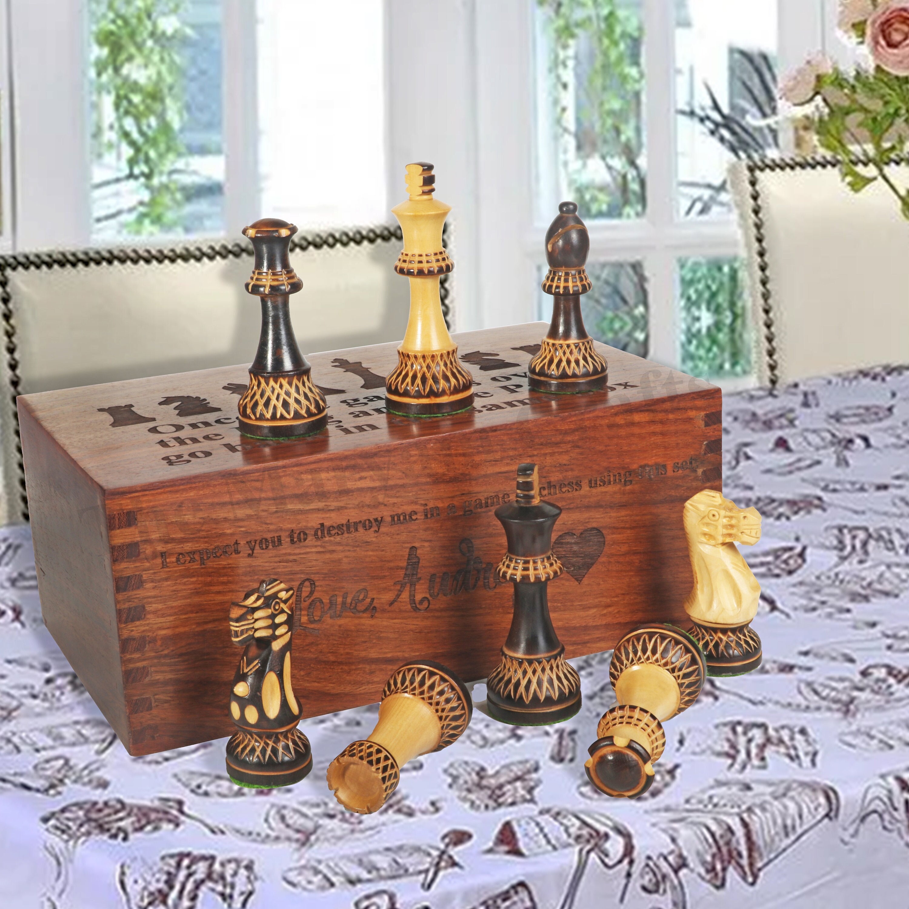 Handcrafted Burnt Boxwood Chess Pieces: Triple Weighted Tournament Set
