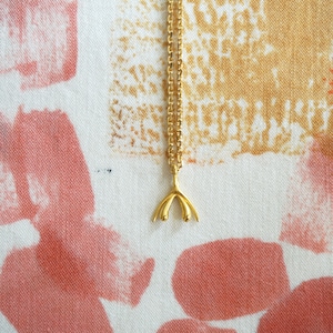 Clitoris Necklace Pendant Gold