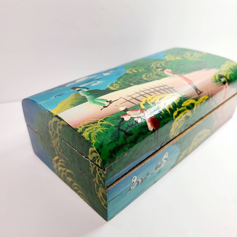 Vintage Caribbean Handpainted Jewelry Token Box