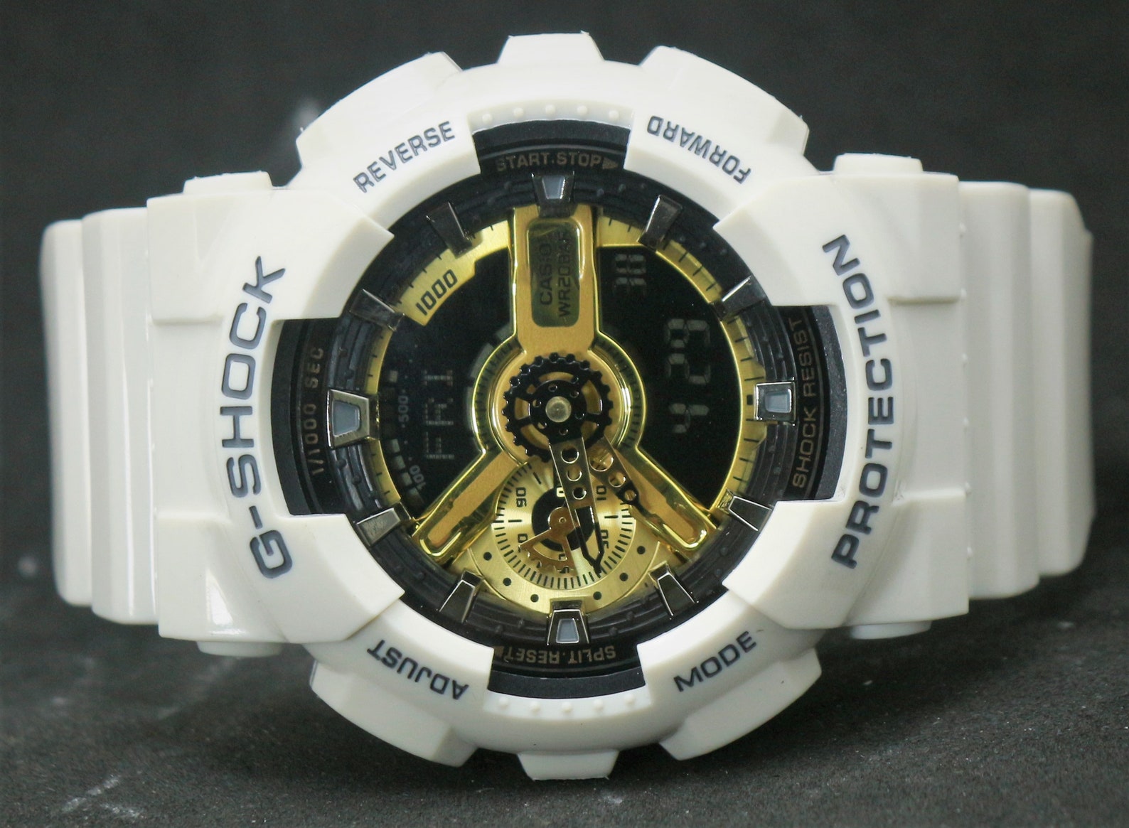 G Shock Hands Don't Match Digital 5146 www.etsy.com