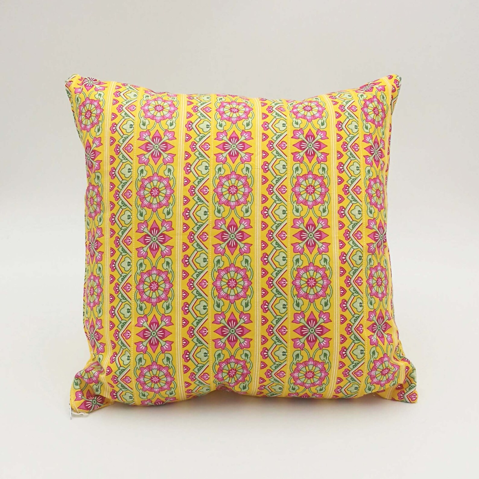 16 Vibrant Geometric print Cushion Etsy