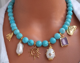 Türkis Perlen Halskette, Barock Perle Tropfen, Gold Charms, handgemachter Schmuck