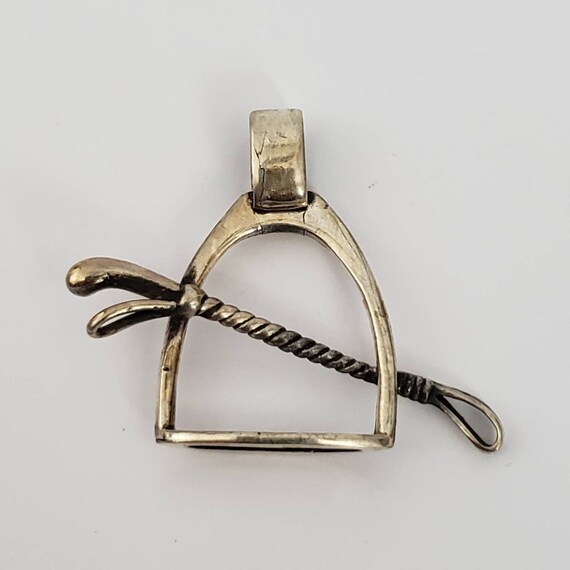 Vintage sterling silver stirrups Gem