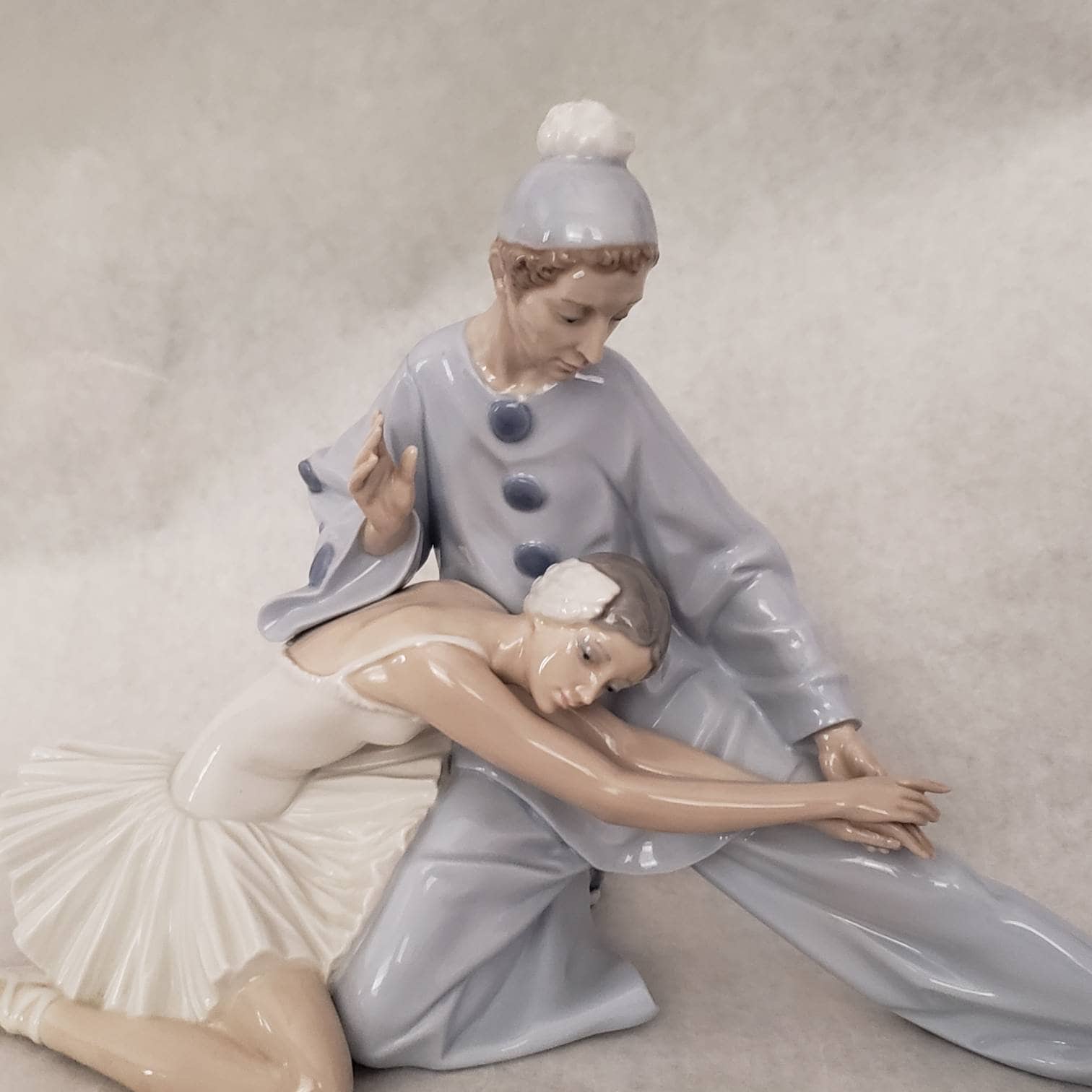 Lladro Figurine Closing Scene Ballerina Stunning Collectible 4935 