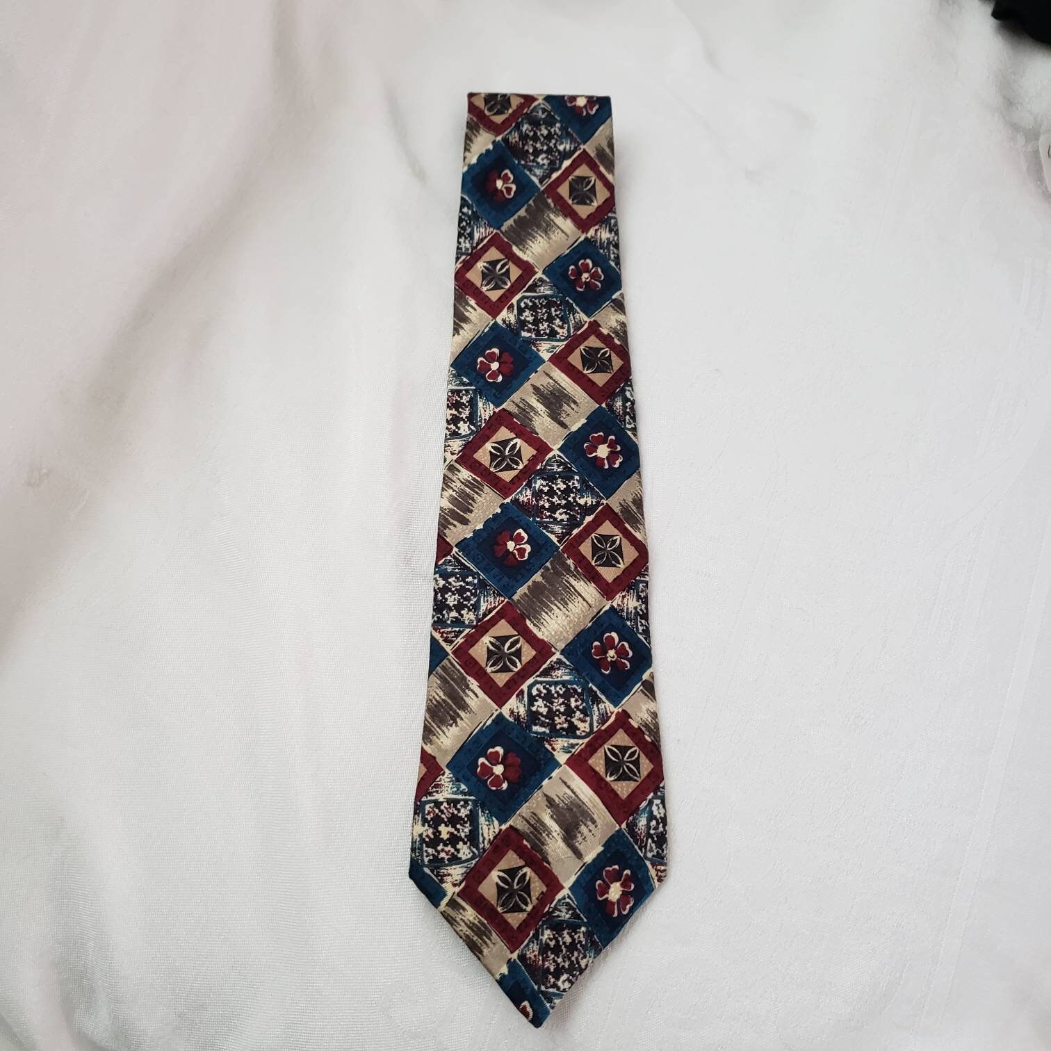 Louis Vuitton Monogram Classic White Pattern Necktie Caravatta In