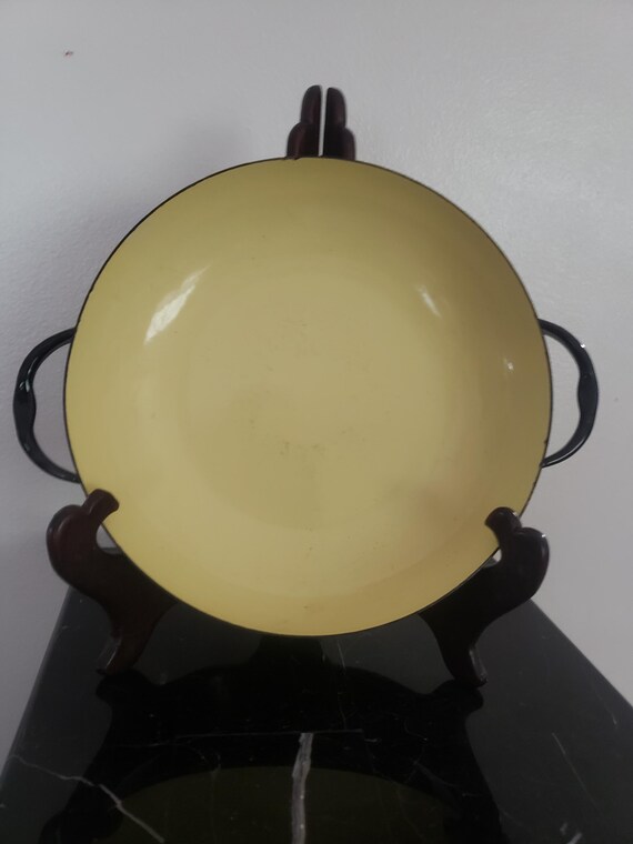 Sizzling Servers Caravelle Imported From France Yellow Double