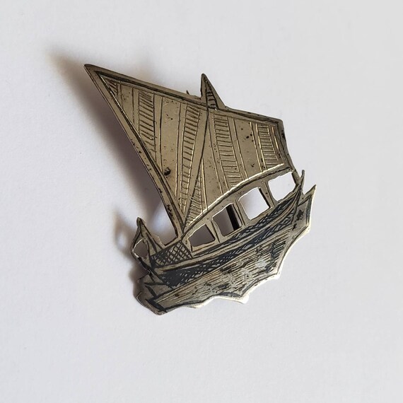 Vintage Brooch Ship Pin Retro Collectible Pin Unm… - image 2