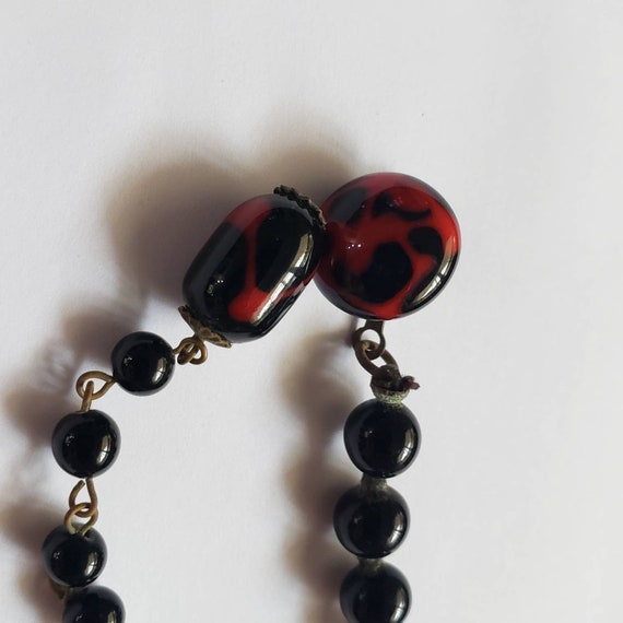 Vintage Necklace Art Glass Bead Black Red Swirl P… - image 2