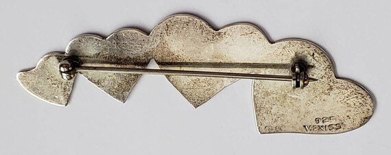 Vintage Brooch Heart Theme Graduated Collectible … - image 2