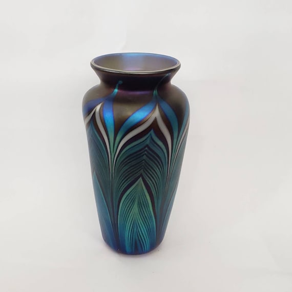 17+ Lundberg Art Glass Vase