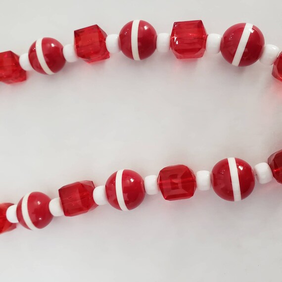 Vintage Necklace Red White Plastic Beads Fun Coll… - image 2