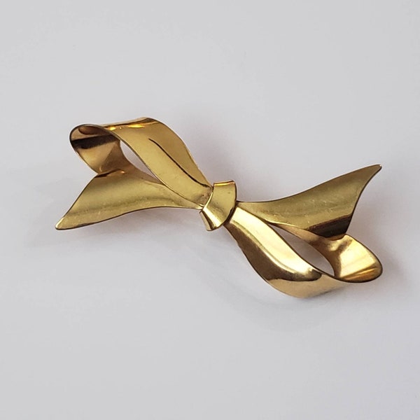 Vintage Brooch Bow Gold Tone Designer Walter Lampl Retro Collectible Pin Costume Jewelry