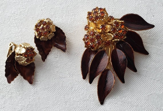 Vintage Brooch and Earrings Set Designer Weiss Ena