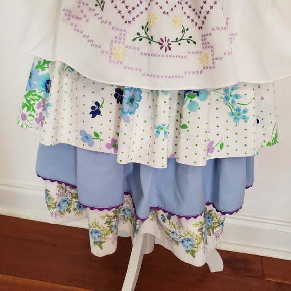 Apron Kitchen Accessory Adorable Collectible - image 2