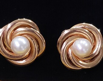 Pearl Earrings Stud 14K Yellow Gold Estate Jewelry Collectible Fine Earrings