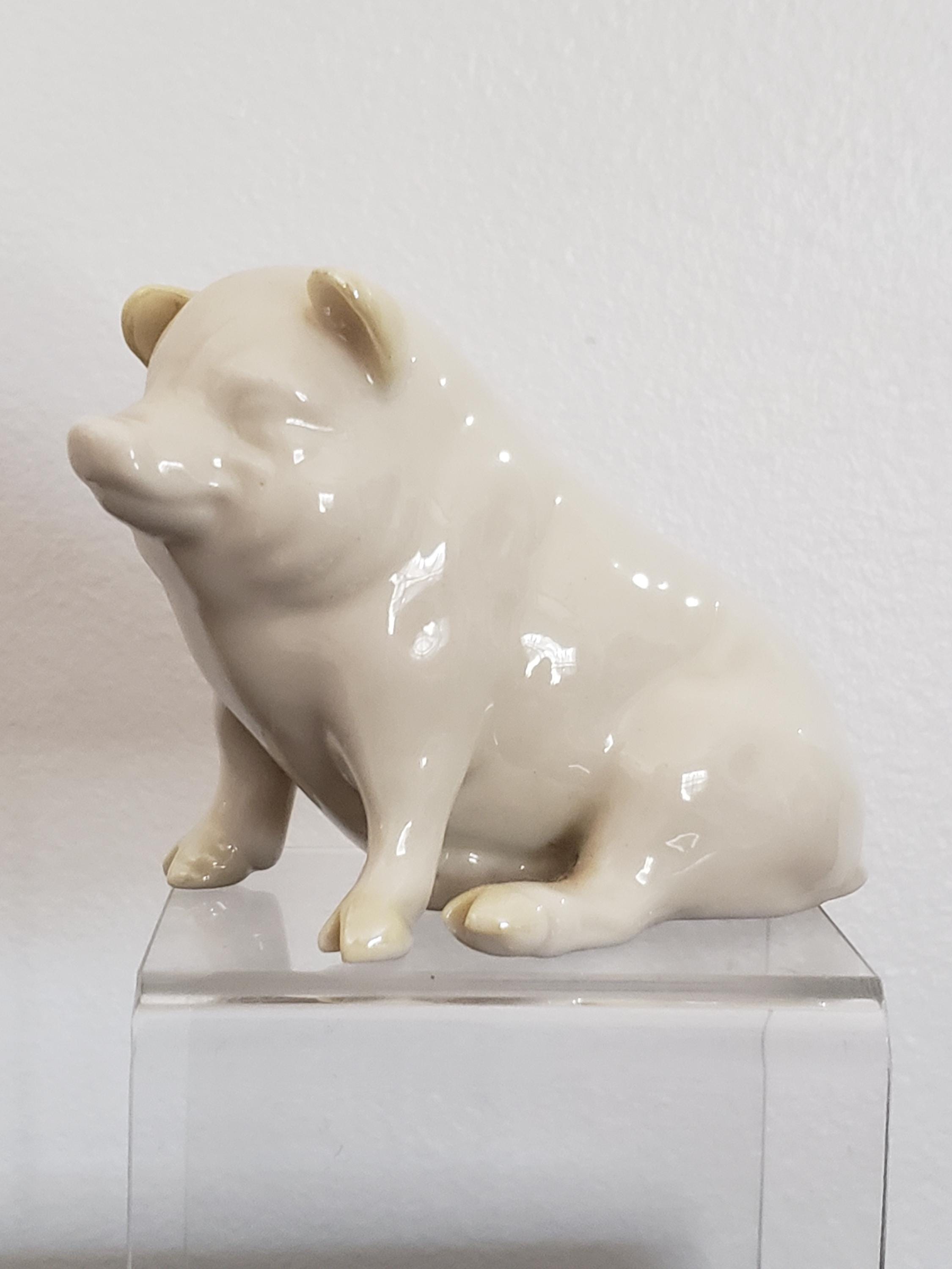 belleek ベリーク 豚の置物 ペア Belleek Pig - Etsy