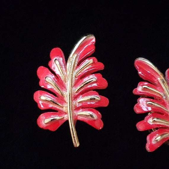 Vintage Earrings Red Enamel Leaf Pattern Leaves D… - image 2