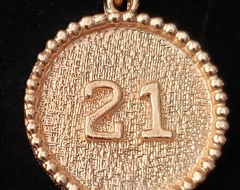 Pendant 21 Designer KJL Kenneth Jay Lane Retro Estate Costume Jewelry Vintage Retro Collectible