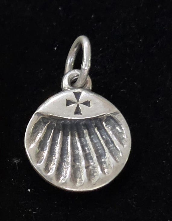 James Avery Shell Pendant Charm Sterling Silver Estate Sterling Collectible Fine Fashion Jewelry Estate Sterling