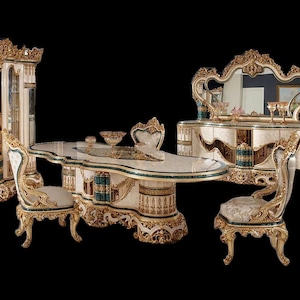 Luxurious Hollywood Regency Style Dinning Table Set