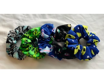 Alien Space Scrunchies/Alien Scrunchies/Space Scrunchies/Galaxy Scrunchies/Space Scrunchie/Galaxy Space Alien Men Scrunchie/Green Men