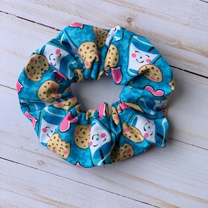 Cookies and Milk Scrunchie/Cookie Scrunchie/Milk Scrunchie/Food Scrunchie/Food Scrunchies/Milk and Cookies Scrunchie