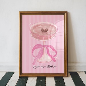 Różowy nadruk Espresso Martini, śliczny różowy nadruk z kokardą, różowy wystrój wózka barowego, plakat z koktajlem Martini, wystrój kuchni, modny wystrój domu