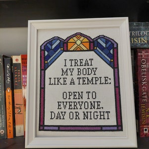 Golden Girls “Trato mi cuerpo como un templo” Patrón de punto de cruz Descarga instantánea en PDF