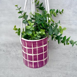 Vaso de cerâmica esculpido em sgraffito, cor rosa, ilustração, cerâmica, placa de argila, para pendurar plantas, porcelana, vaso para exterior, grade