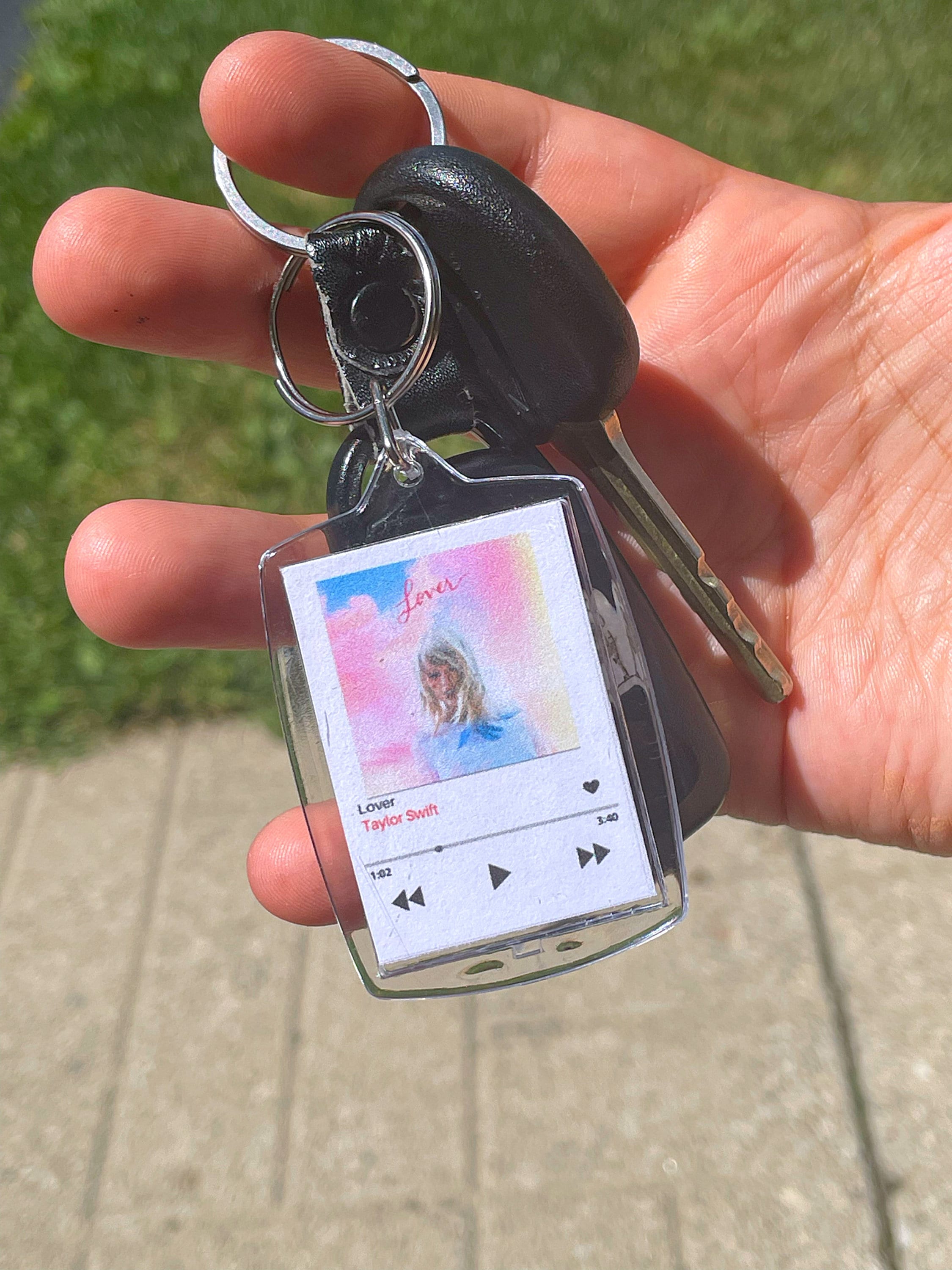 Shawn mendes keyring deals