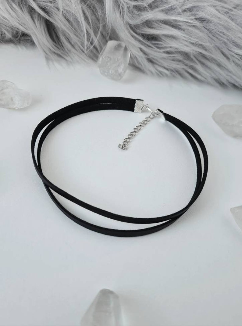 Schwarzer zweireihiger Choker, Lederoptik, vegan, Gothic Bild 3