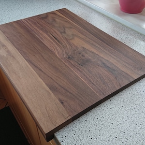 Solid wood cutting board