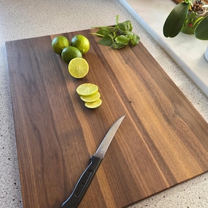 Mykonos cutting board, rectangular cutting board made of solid wood