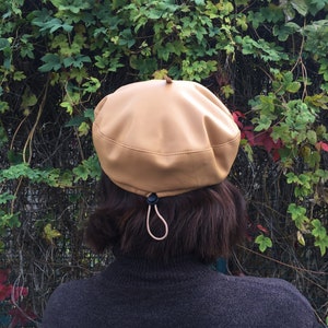 Vegan leather beret, Eco leather beret, French style beret, Caramel color beret image 2