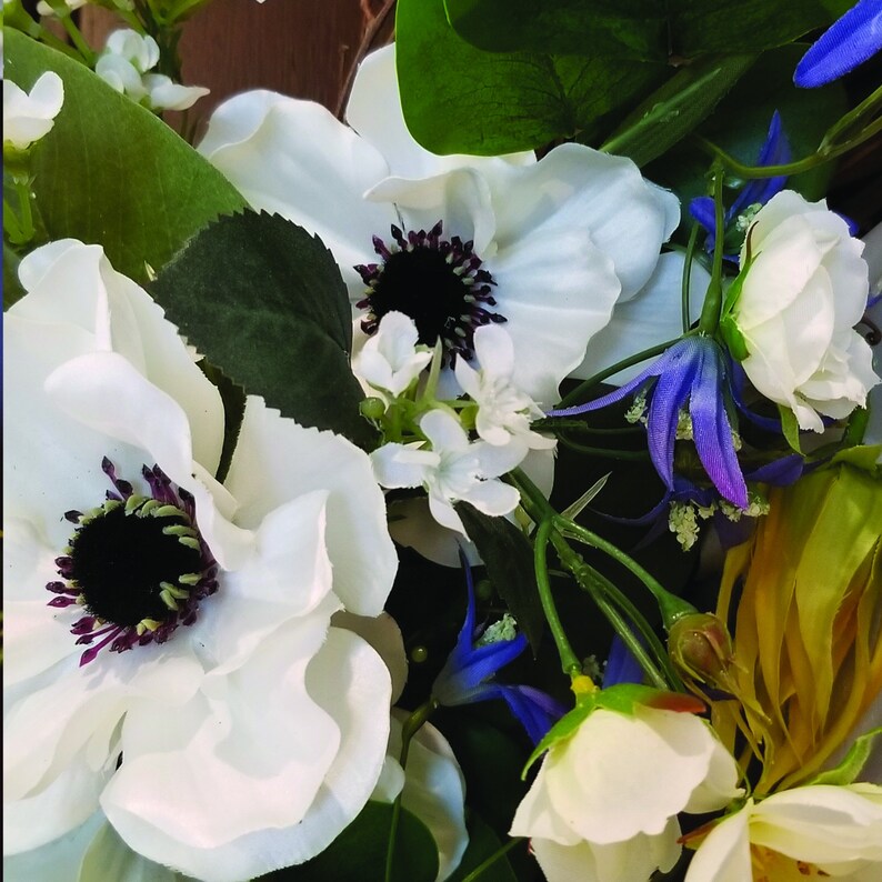 tulips 24 UV Protectant Sprayed Luxury Wreath with White Roses anemone tweedia and small delicate flowers