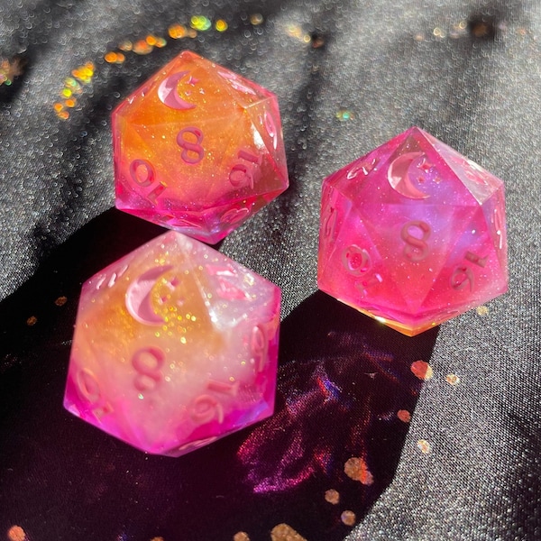 Eternal Warmth || Resin Dice || Single D20 || Star D6 RPGdice ||DnD dice