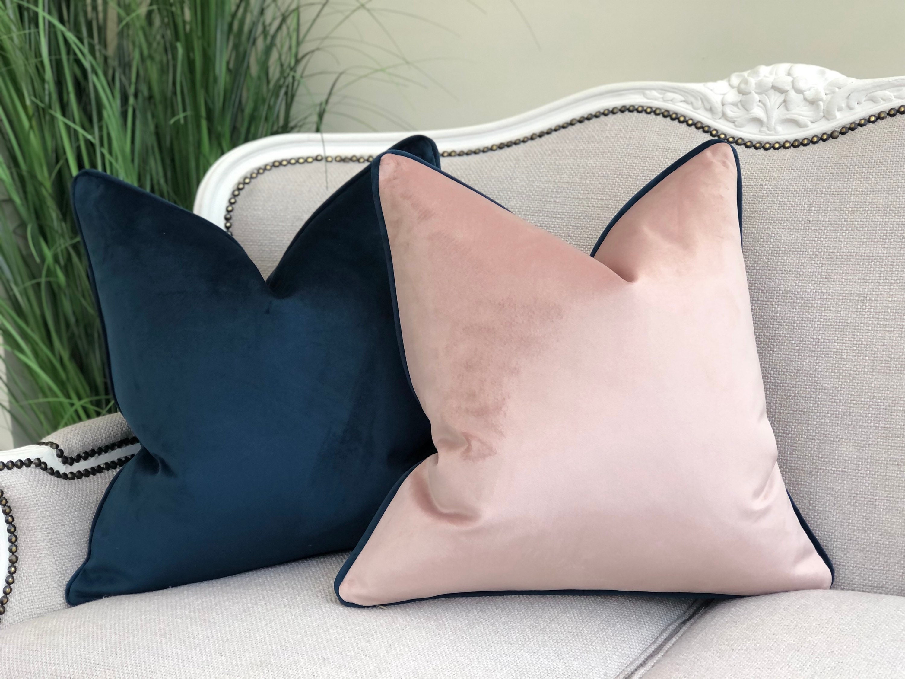 Blush Pink Luxury Velvet Cushion Cover With Cerise Pink Contrast Piping Light Pink Plush Velvet Throw Pillow Cover Etsy Canada