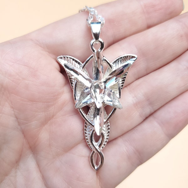 Collier Evenstar d'Arwen : un symbole scintillant de la grâce elfique et de l'amour d'Aragorn | Inspiré par LOTR Elves and the Elfstone Elessar