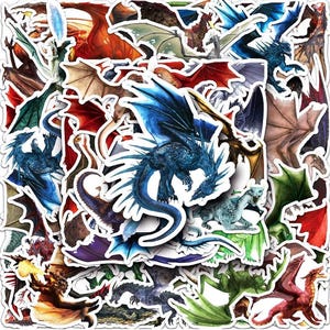 ドラゴンステッカー50枚 - ノートパソコン、スクラップブック、ウォーターボトル、日記、DIYクラフト、ゲーマー、神話の生き物ギフト用のファンタジードラゴンデカール
