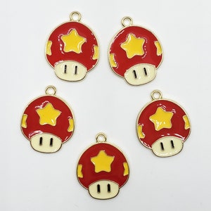 5 Pieces - Red Mushroom Charm, 1UP - Retro Gamer Jewelry Supplies & DIY Charms