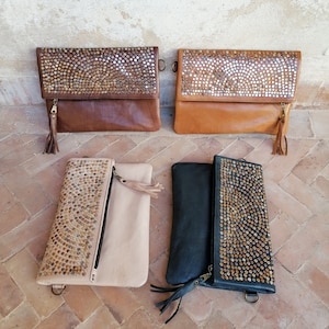 Marokkanische Ledertasche, Boho-Tasche, braune Nietenleder-Umhängetasche, Berber-Ledertasche, Damen-Ledertasche, handgefertigt aus echtem Leder