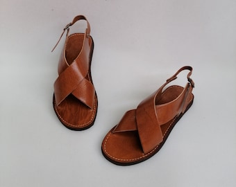 Sandales cuir marocaines ,Sandales cuir femmes ,Sandales d été faites à la main,Cadeau pour elle,Chaussures en cuir marocain