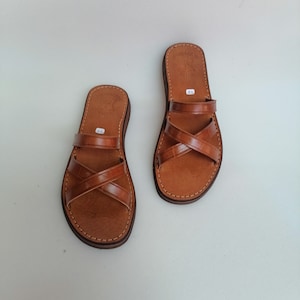 Moroccan leather sandals for women - handmade - quality Moroccan craftsmanship