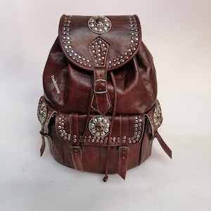 Grand Sac à dos en cuir clouté, Sac à dos unisex fait à la main, sac à dos en cuir marocain , sac à dos en cuir brun, sac à dos vintage