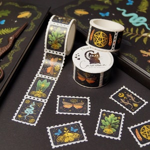 Timbri su nastro Washi Foresta magica con oro | Foresta stregata | simboli magici | circa 150 adesivi per journaling, scrapbooking e decorazioni | 10 motivi