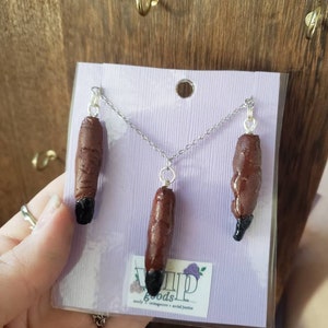 Finger Necklace and Keychains
