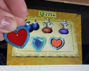 Pendientes y collar con forma de corazón