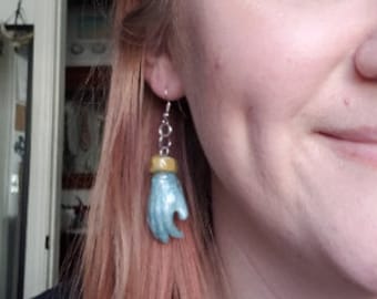 Pendientes y collar de la mano de Destruction Villan