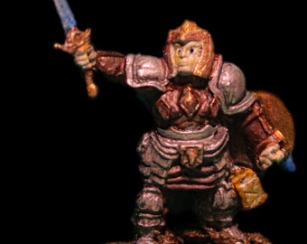 Dwarf/Halfling Warrior (Handpainted D&D Mini)